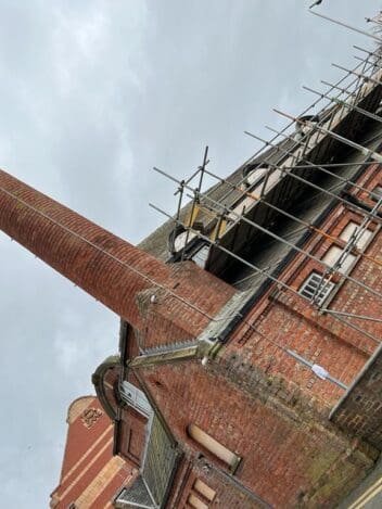 {{brizy_dc_image_alt imageSrc=